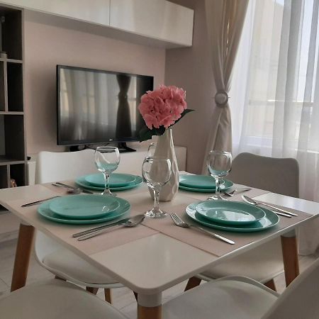 Wave Apartment Burgas Esterno foto